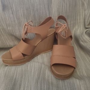 Dr Scholl's wedge women's size 10